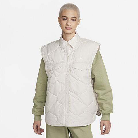 Nike Sportswear Essentials