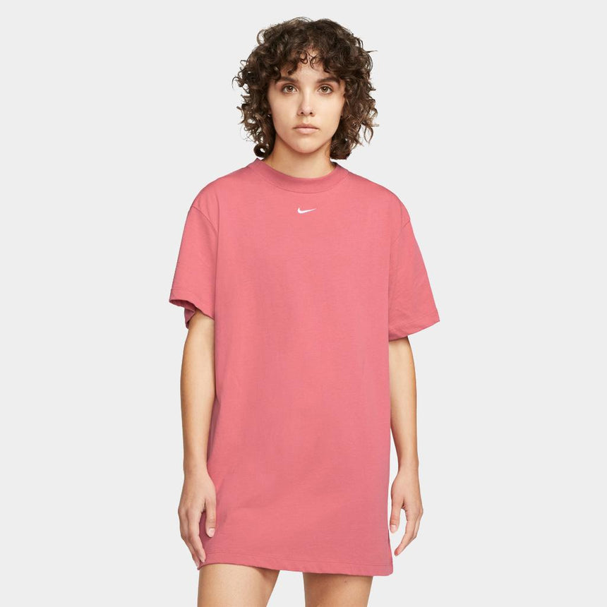 Nike Sportswear Essential