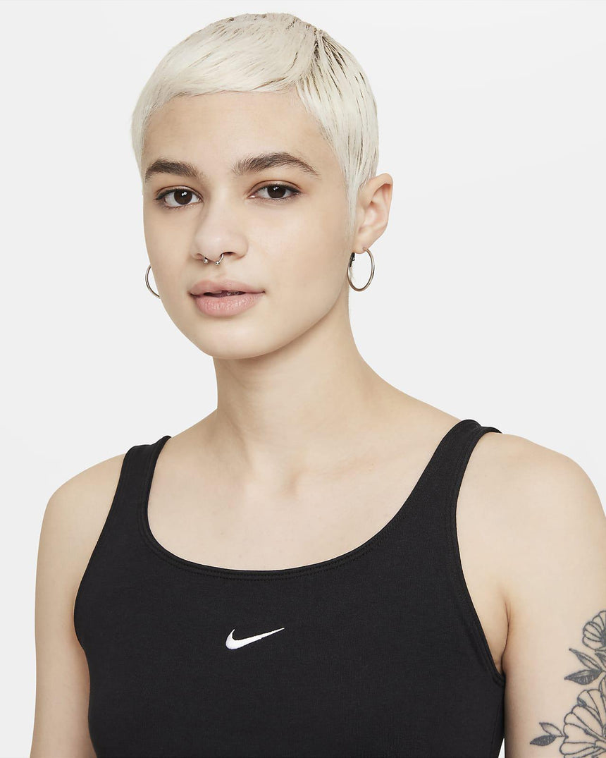 Nike Sportswear Essential