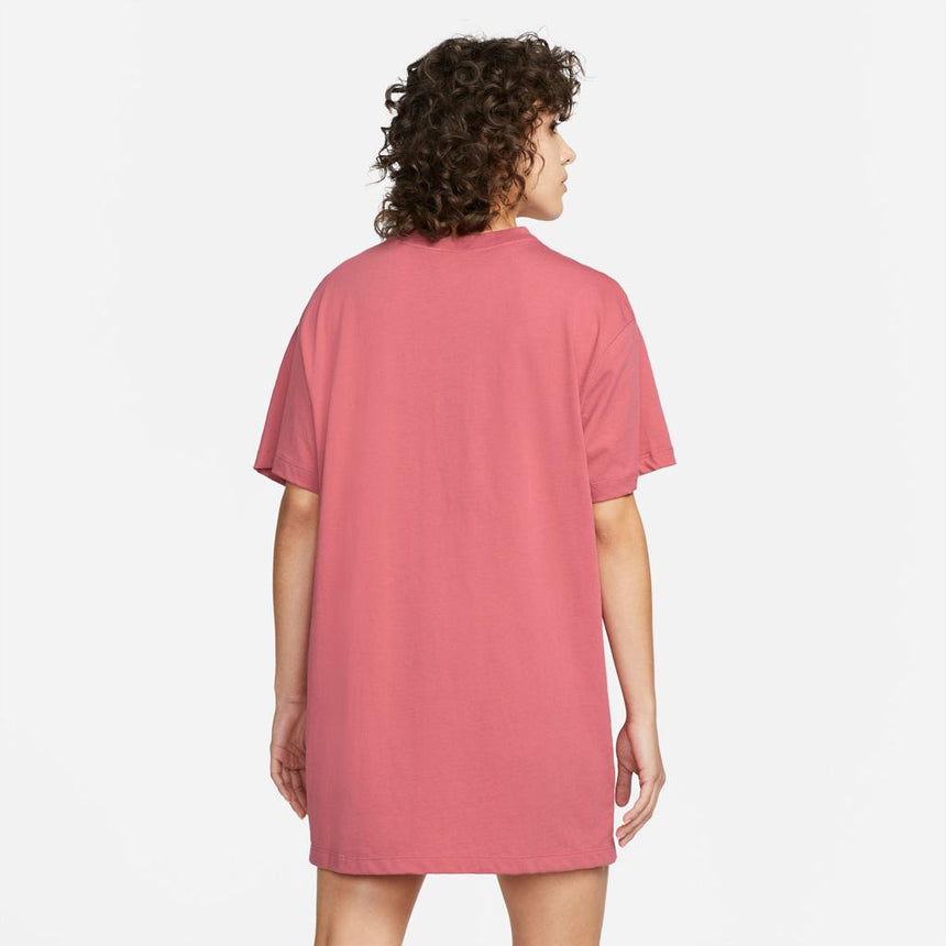 Nike Sportswear Essential