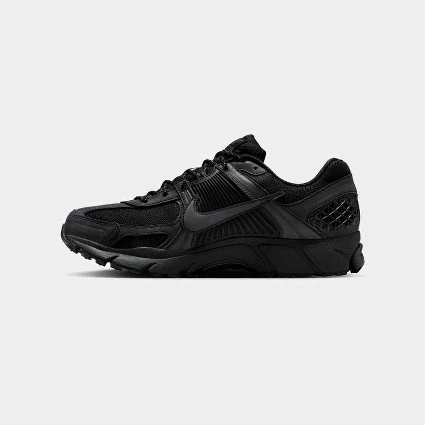 Zapatilla Nike Zoom Vomero 5 se