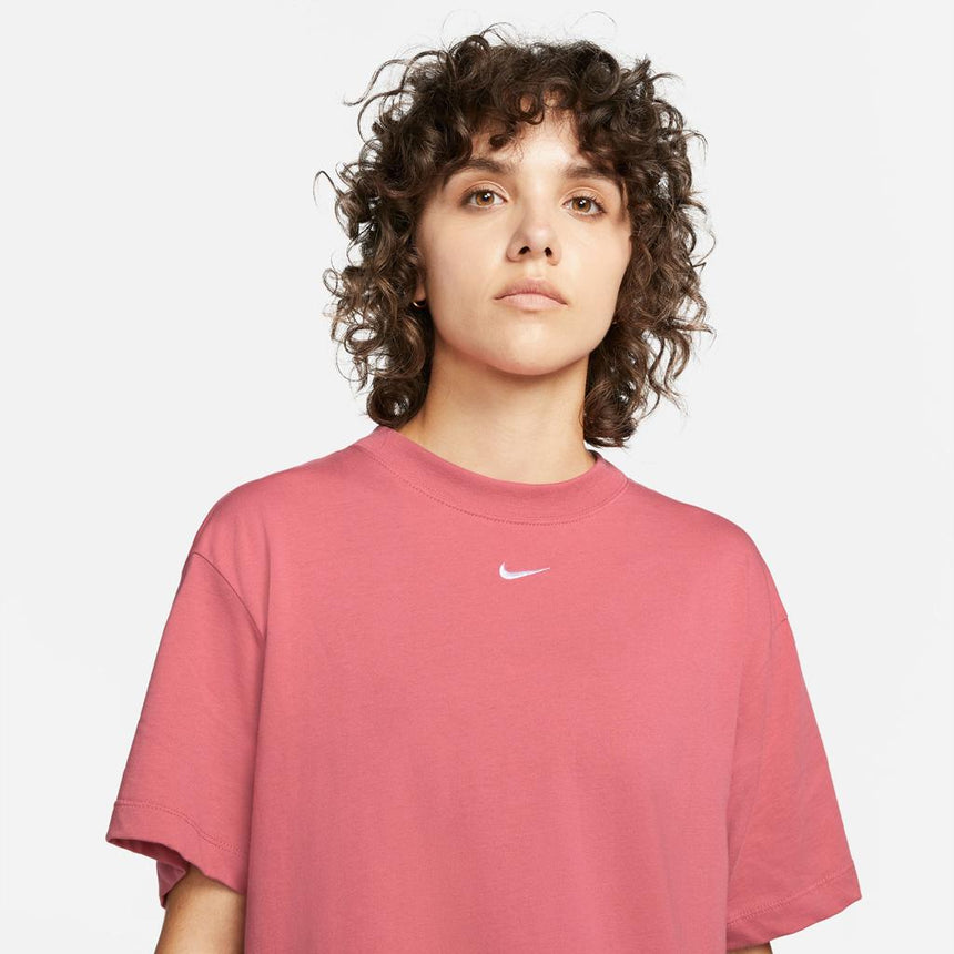 Nike Sportswear Essential