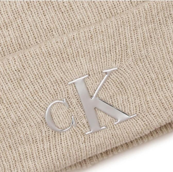 Calvin Klein Minimal Monogram Beanie