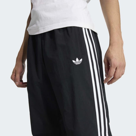 adidas Pantalón Firebird Woven