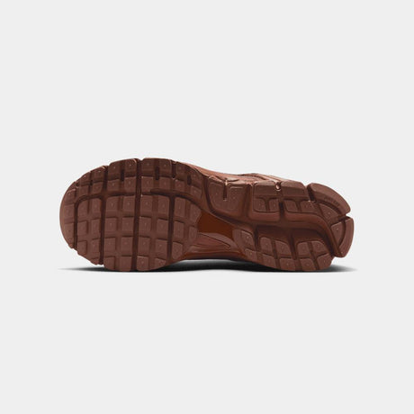 Zapatilla Nike Zoom Vomero 5 - Mujer